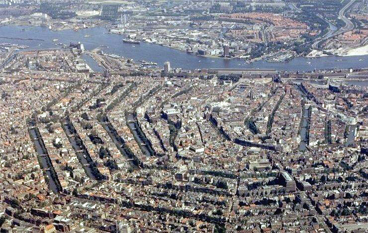 Amsterdam visto desde el aire. Amsterdam desde el aire